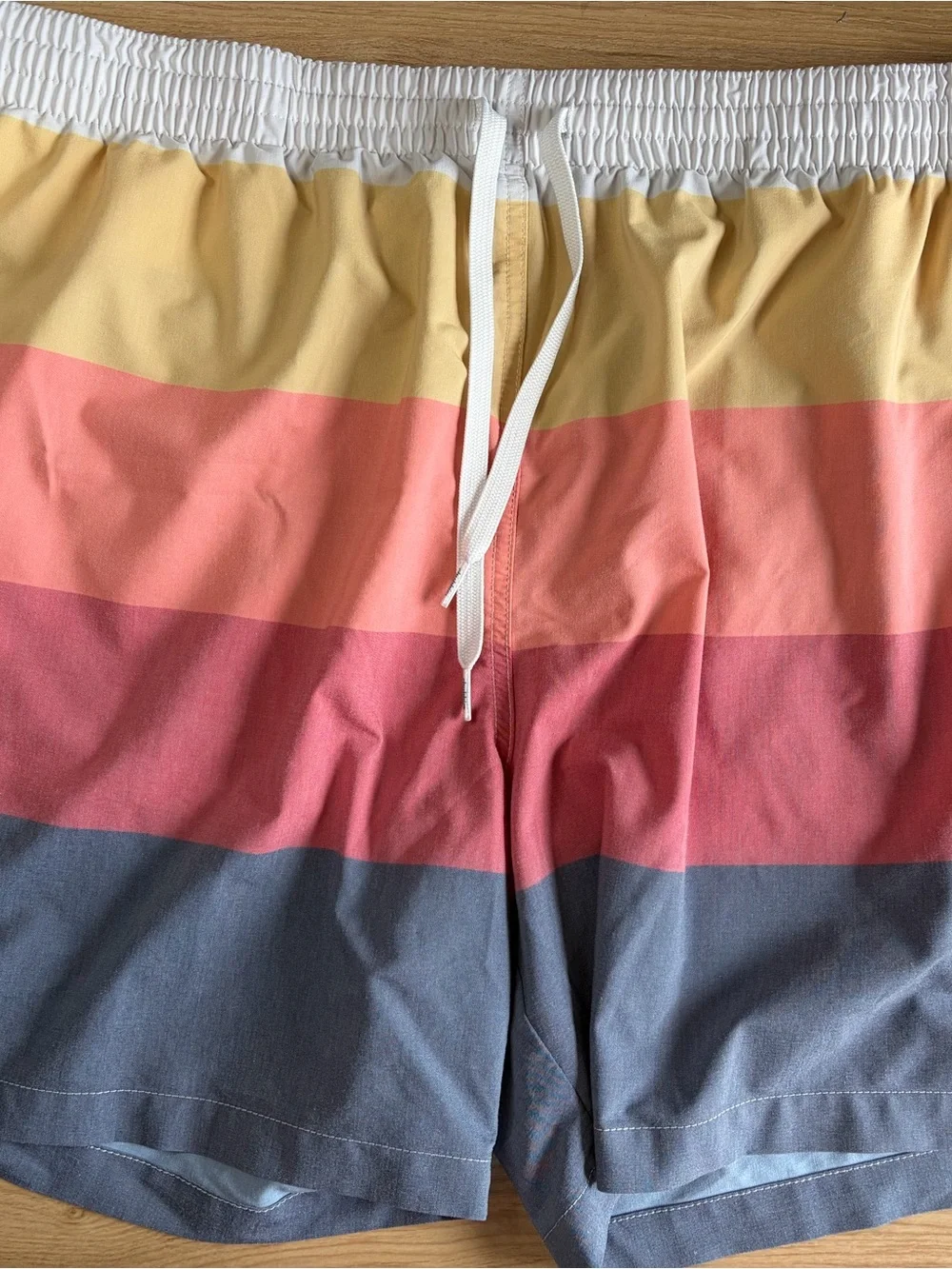 Chubbies Multi Color Stripe Swim Shorts 2XL 5.5 Inseam Yellow, Coral, Rose, Gray